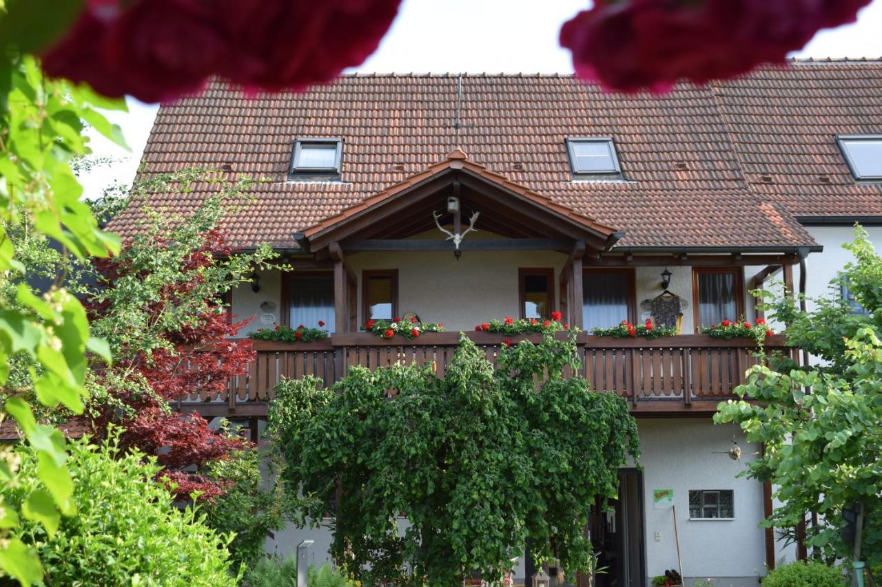 Ferienhaus & Weingut Am Steingebiss Pension Billigheim-Ingenheim Buitenkant foto